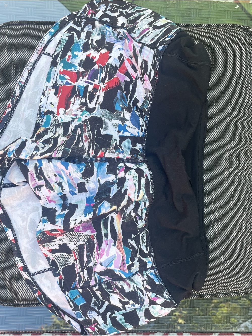 lululemon athletica Black Multi-Color Patterned Women’s Shorts